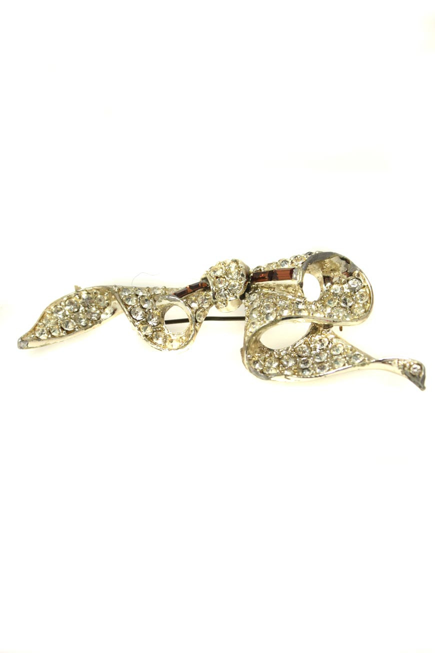 Capri brooch 2025